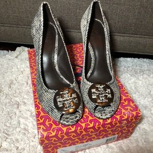 Authentic Tory Burch Julianne-Pitone Rocha size 11